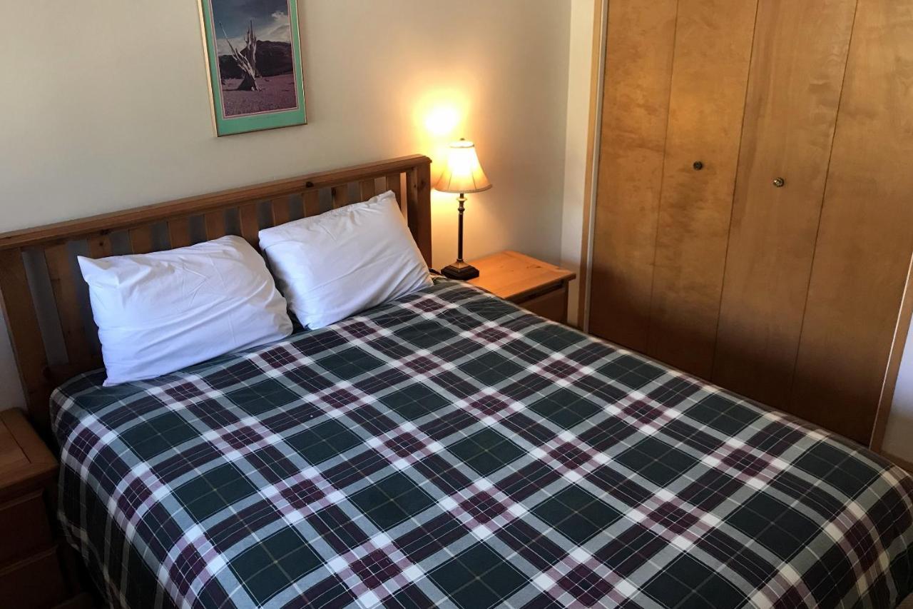 The Griz Inn By Park Vacation Management 페르니 외부 사진
